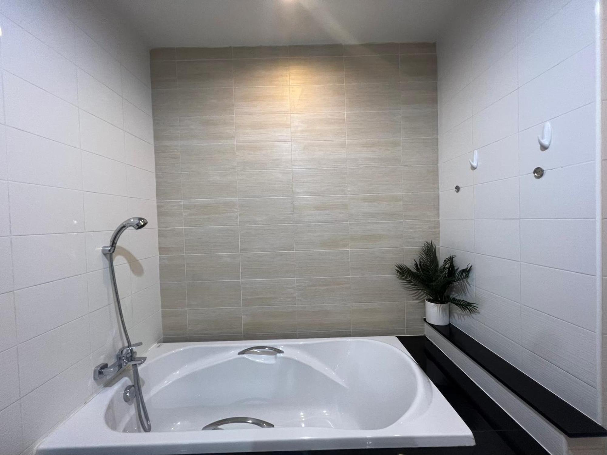 Tolani Nimman Villa Чиангмай Экстерьер фото